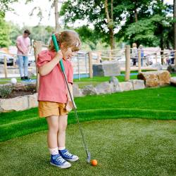 thiet-ke-va-thi-cong-san-golf-cho-truong-hoc Thiết kế và thi công sân tập golf cho các trường học.